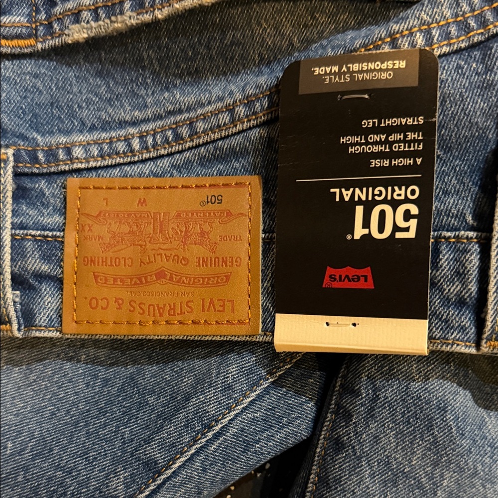Levi's 501 Original Straight Fit Jeans - Classic Blue